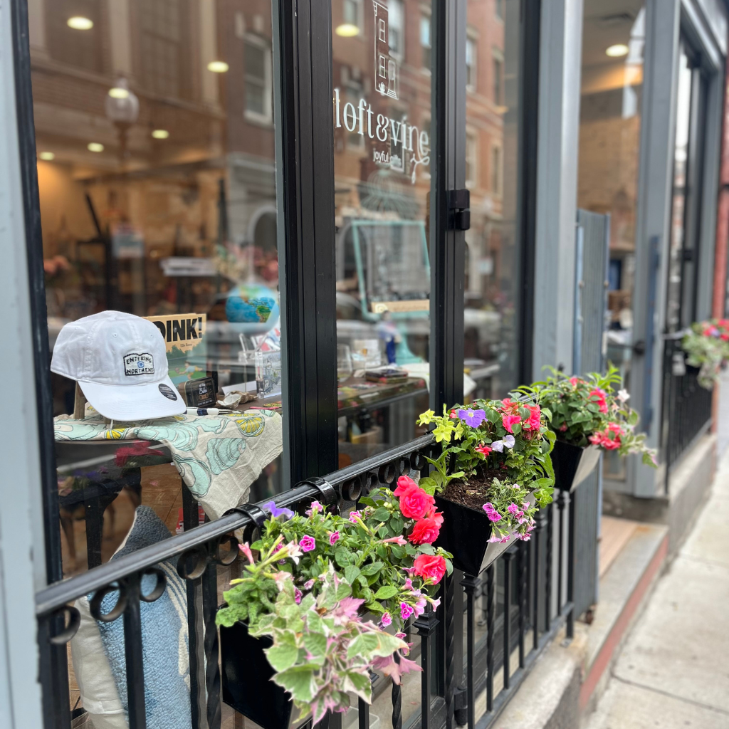 Loft & Vine Shop Scenes