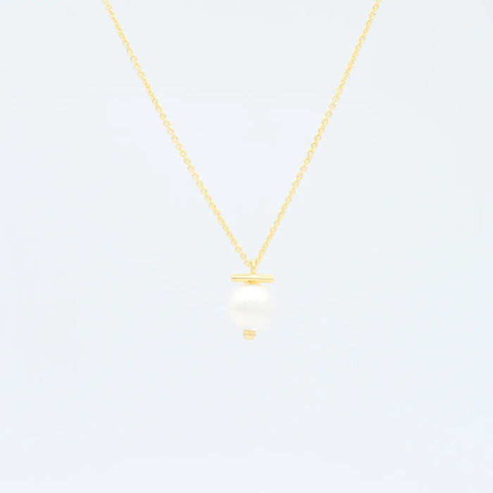 Pearl Drop Pendant Necklace